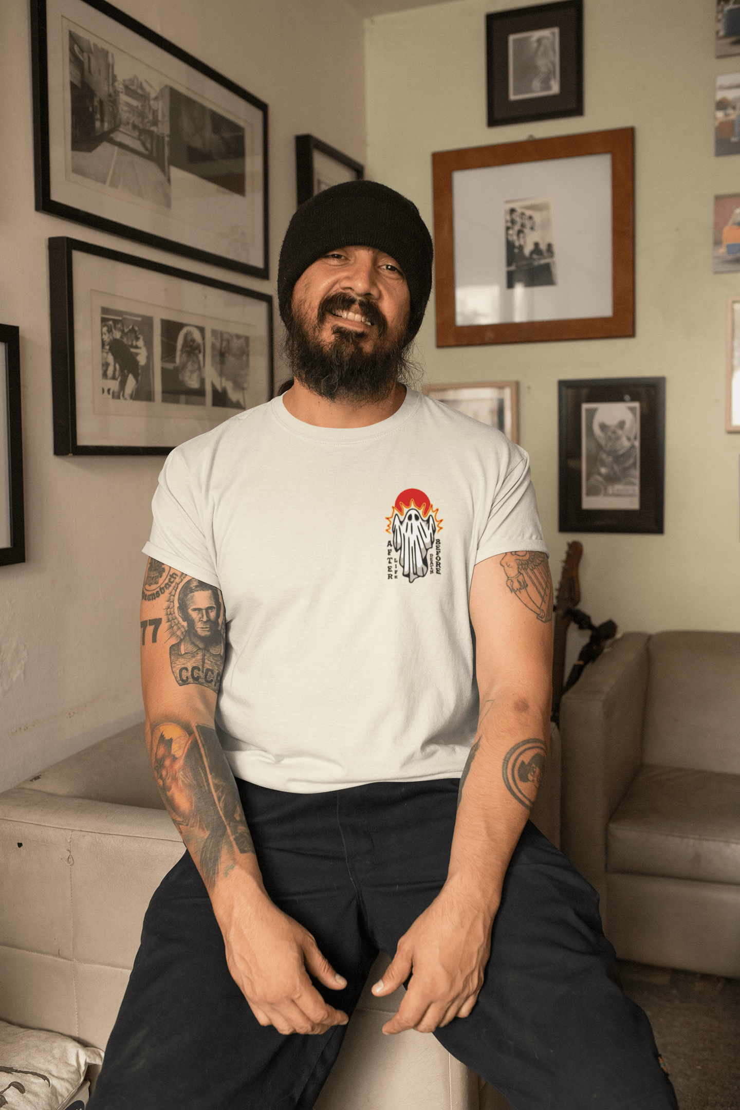T-Shirt BELIEVE IN GHOSTS T-SHIRT trust trustrustrust